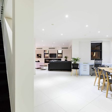 Maddison, 3Bdr Port Melbourne Apartment Extérieur photo